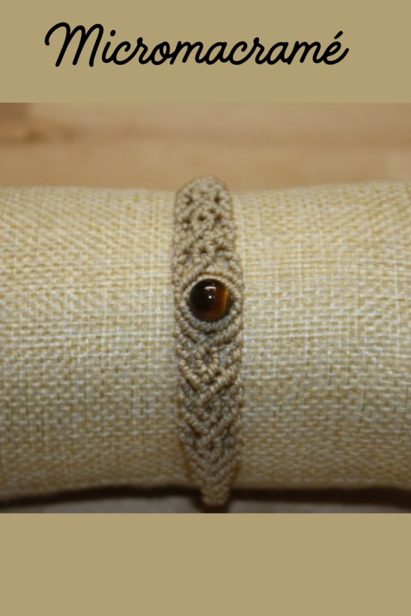 Pulsera Artesanal en Micromacramé 04